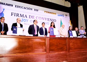 Guanajuato refuerza su compromiso con la niñez al renovar convenio «Joy of Moving»