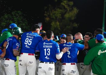 ¡Épico! Bravos de León se mantiene con vida en dramático triunfo sobre Diablos Rojos