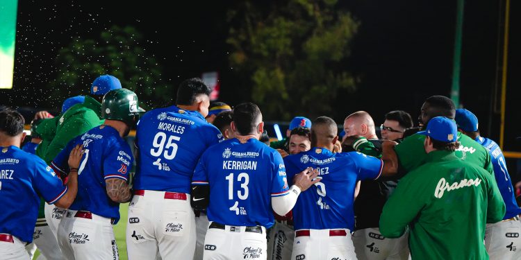 ¡Épico! Bravos de León se mantiene con vida en dramático triunfo sobre Diablos Rojos