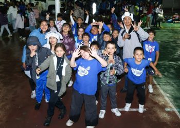 Con el regreso del Campamento Nocturno, culmina curso de verano en Comude León