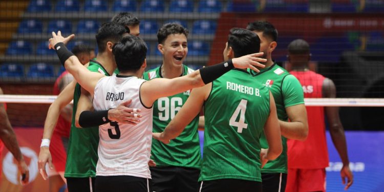 México arranca con victoria Copa Panamericana en León