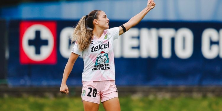 León Femenil sigue en ascenso; vence a Cruz Azul y vuelve a zona de liguilla