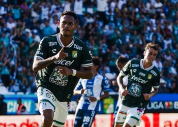 León se salva y le alcanza para el empate en casa ante Pachuca