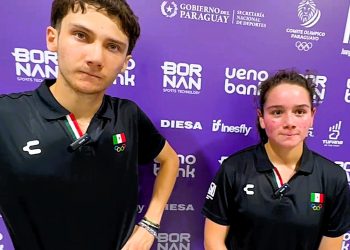 Mariana Narváez asegura su segunda medalla en Asunción 2025 tras avanzar a semifinales en dobles mixtos de squash