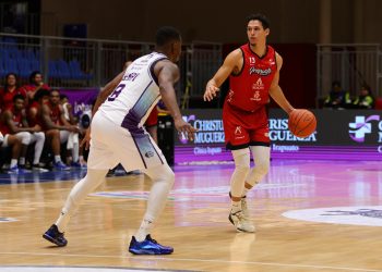 Freseros de Irapuato caen ante Halcones y suman 14 derrotas al hilo en la LNBP