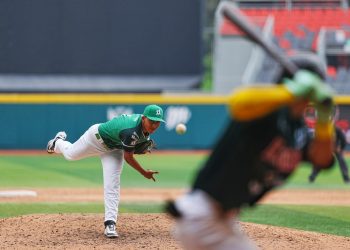 Ander Guzmán, prospecto de Bravos de León, firma con los Medias Blancas de Chicago