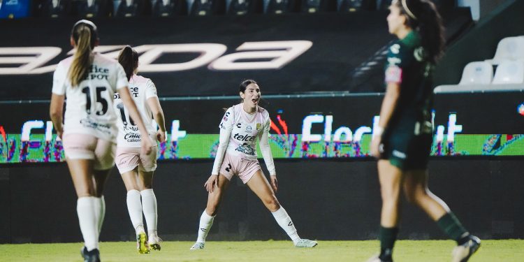 León Femenil golea a Santos y piensa en volver a la liguilla