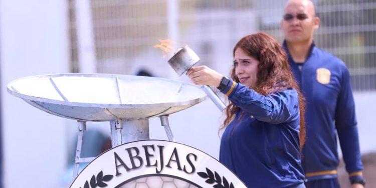 Inauguran la XV Olimpiada Deportiva de la Universidad de Guanajuato