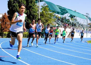 Más de 100 jóvenes atletas compitieron en el Campeonato Estatal de Medio Fondo y Fondo en León