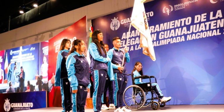 Guanajuato abandera a 100 deportistas paralímpicos rumbo a Aguascalientes 2025