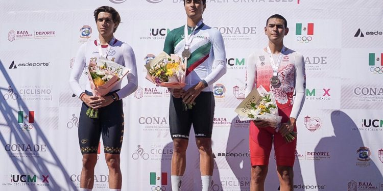 Isaac del Toro se corona en el Nacional de Ciclismo 2025 en Ensenada