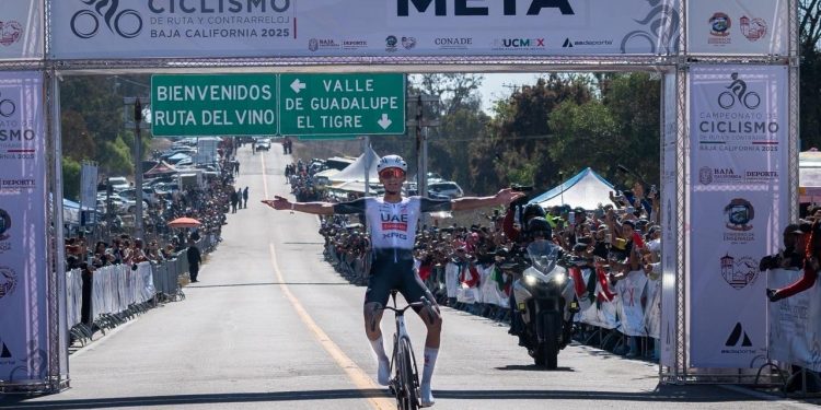 Isaac del Toro, campeón también de la ruta en Nacional de Ciclismo; Gerardo Ulloa, tercero