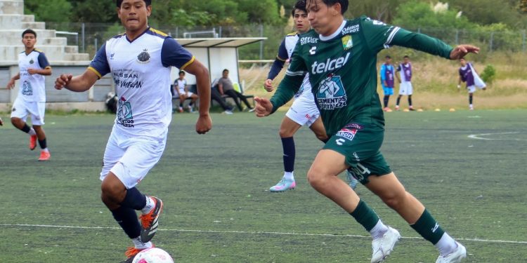 Liga TDP: León GEN mantiene el paso perfecto y es líder del Grupo 12