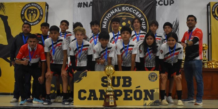GUD Amigos del Balón, subcampeón 2012 en la National Soccer Cup en Querétaro