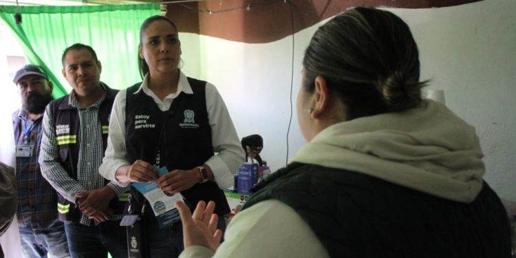 CODE Guanajuato llega a Apaseo El Alto con el programa Tocando Puertas