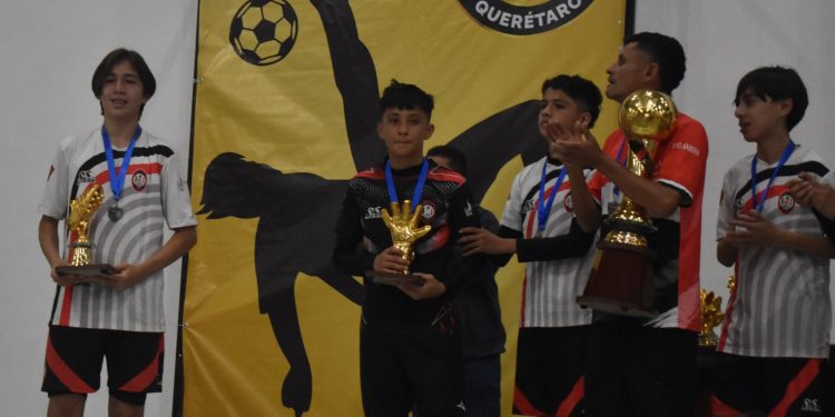 GUD Amigos del Balón, subcampeón 2012 en la National Soccer Cup en Querétaro