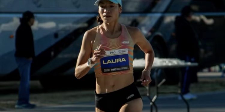 Laura Galván impone autoridad y gana los 10K Élite en Marathon TV