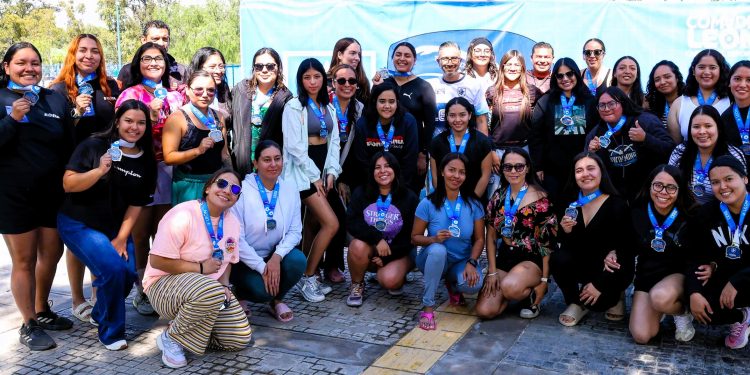 Centro Acuático Ángel Camacho debuta con torneo de natación para adultos
