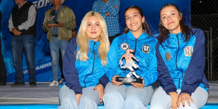 Dominan UG y UDL las premiaciones de la Liga Universitaria Somos León 2025