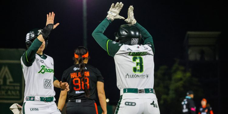 Arrollador triunfo de Bravas de León con Grand Slam de Rachel García