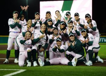 Par de batacazos de Martha Gasparatto comandan a Bravas de León y dejan tendidas a Charros Femenil