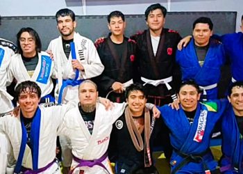 Roosters Fight Team hace historia con la primera cinta negra de jiujitsu brasileño en la capital de Guanajuato