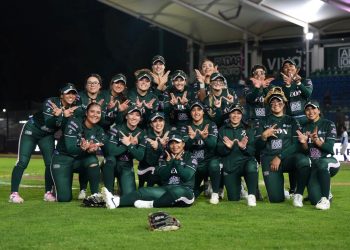 Con mucho drama, Bravas de León viene de arrás y asegura serie ante Charros Femenil