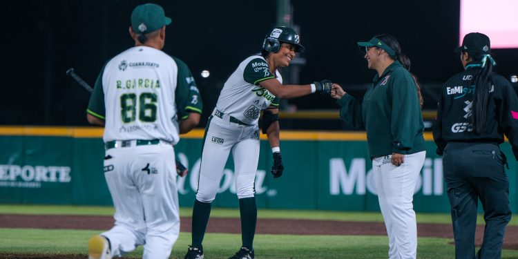 Bravas de León no cede y vence a Olmecas para llegar a 12 triunfos