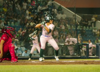 Bravas de León abre serie con derrota ante Diablos Rojos Femenil