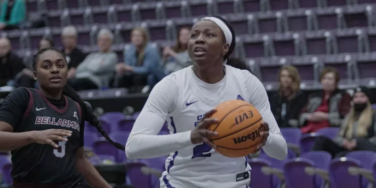 Lucy Ibeh… El poder nigeriano se hace presente con Abejas de León Femenil