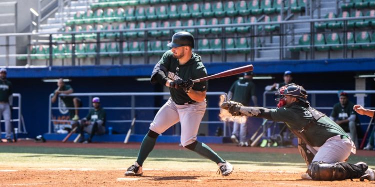 Se intensifica la pretemporada de Bravos de León con interescuadras