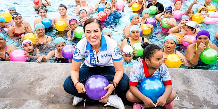 Semana Santa gratuita en el Centro Acuático Ángel Camacho