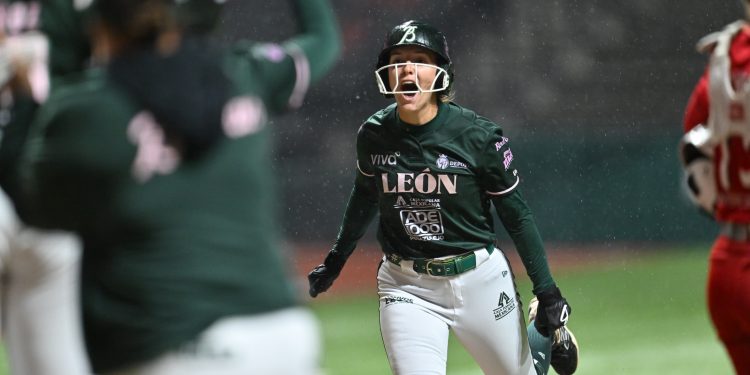 Vital triunfo de Bravas de León sobre Diablos Rojos Femenil