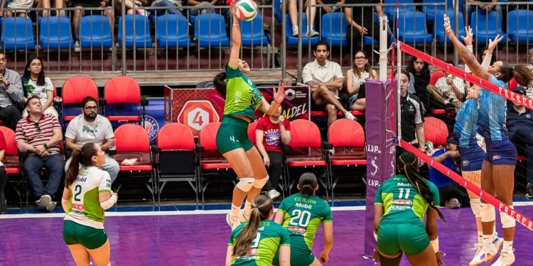 Leonas de León barre a Freseras y se queda con el Clásico del Bajío en la LVP 2026