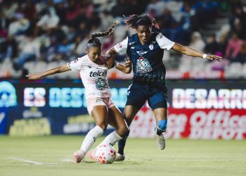 León Femenil expone su poder ofensivo y sus deficiencias defensivas en lluvia de goles ante Pachuca