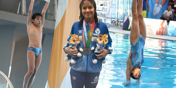 Guanajuato suma 5 medallas más en el segundo día de clavados infantiles y llega a 15 en total