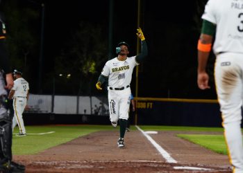 Bravos de León expone el liderato en el Domingo Santana ante El Águila de Veracruz