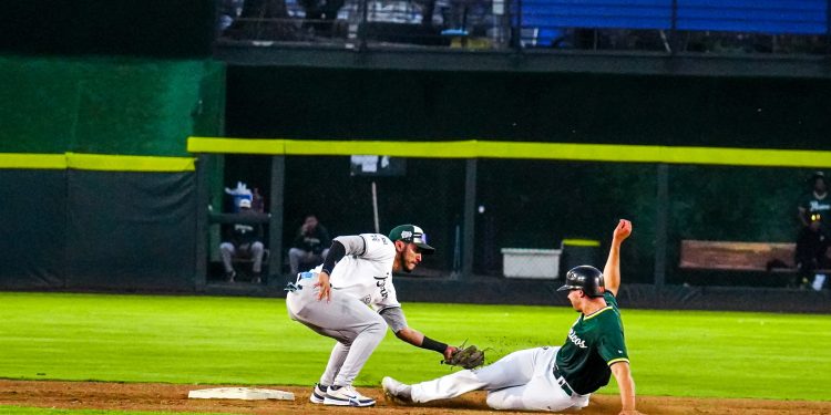 Bravos de León liga dos triunfos en el Interliga 2026 tras vencer a Pericos