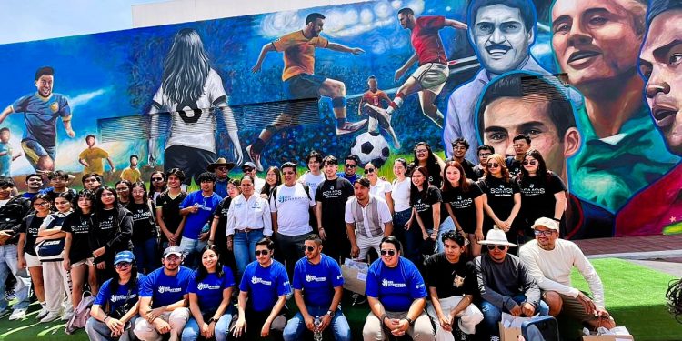 Develan el mural «Grafigol» en el marco de la iniciativa «Mi Equipo es Guanajuato»
