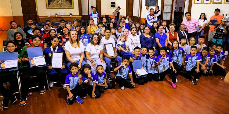 El Ayuntamiento de Guanajuato reconoce a atletas y clubes destacados del primer semestre de 2026