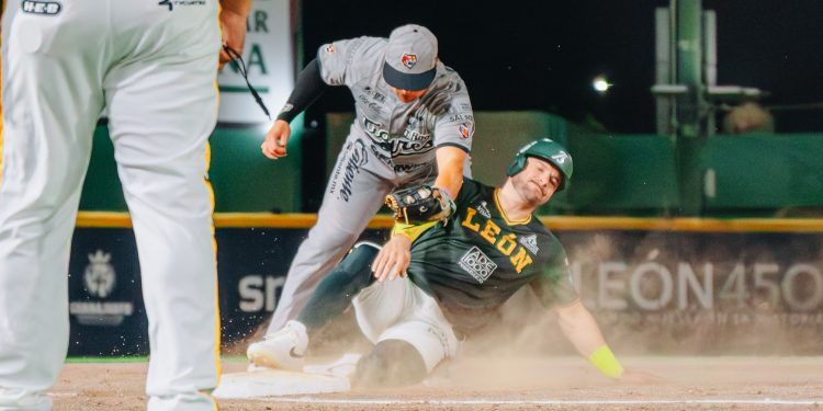 Tigres domina a unos Bravos de León que dejan ir partidos clave