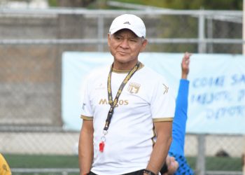 Carlos Ayala deja el banquillo de Magos del Rincón en la Liga TDP