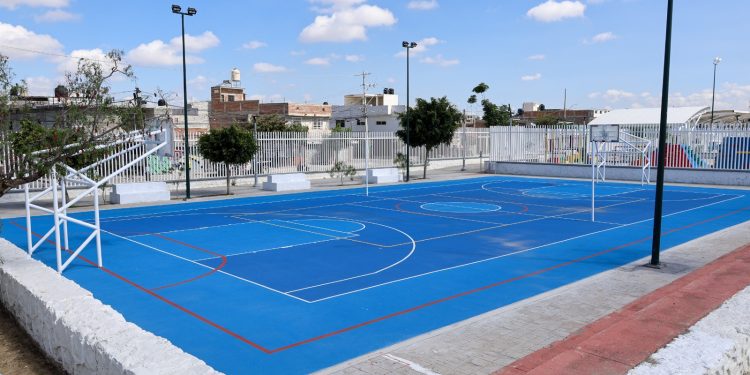 Rehabilitan el Parque Deportivo Vecinal en Campestre de Jerez