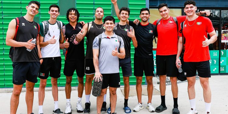 Selección Mexicana de Voleibol llega a León lista para el NORCECA Final Four