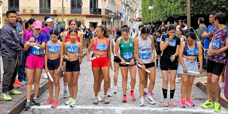 Un éxito la carrera de relevos de las fiesta de San juan y Presa de la Olla 2026
