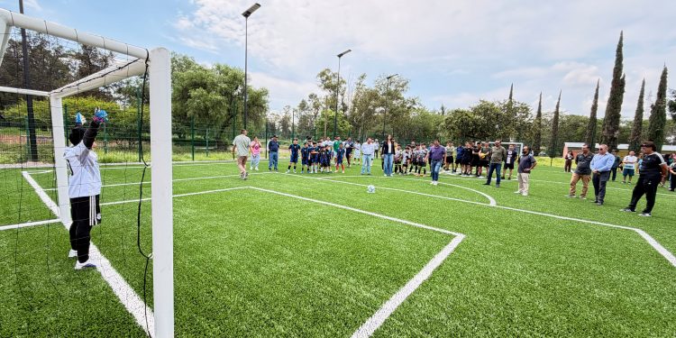 Celaya: Mundial Social estrena cancha en Villas de Celanese