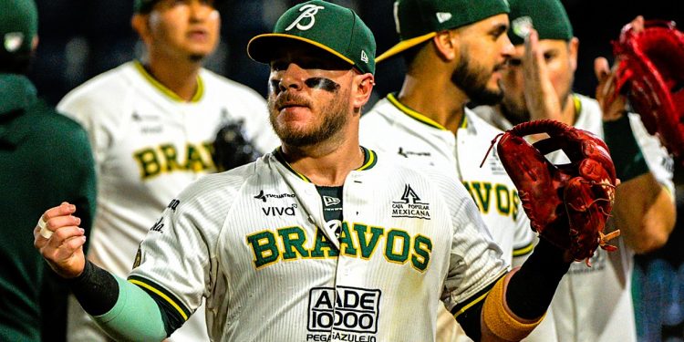 Los Bravos de León completan barrida ante Yucatán con triunfo de infarto 8-7