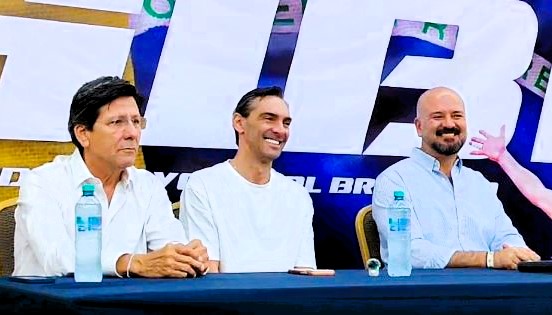 Se presenta el legendario voleibolista Giba en el arranque del Festival Nacional Infantil y Juvenil de Voleibol