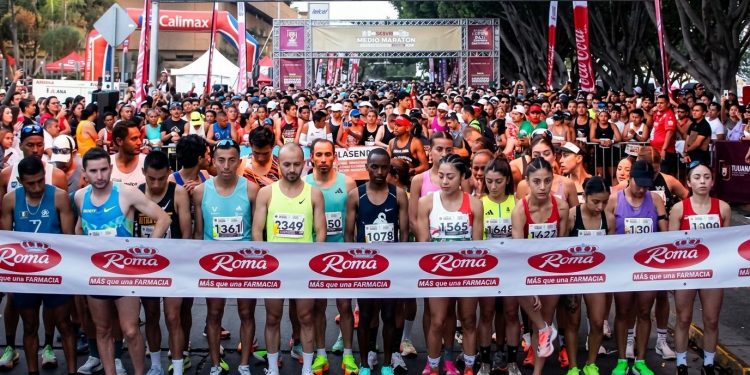 Los guanajuatenses Luis Ángel Granados y José Luis Almaguer hacen el dos y tres en el XXXI Medio Maratón de Tijuana