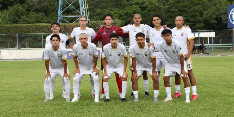 Gorilas del Bajío tropieza en su debut ante Cruz Azul Lagunas